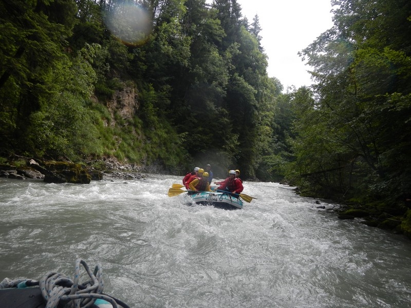 Village Camps International Summer Camp Leysin, Switzerland 2026-08-15 https://www.villagecamps.com/journals_admin/images/716-47-raft (148).jpg
